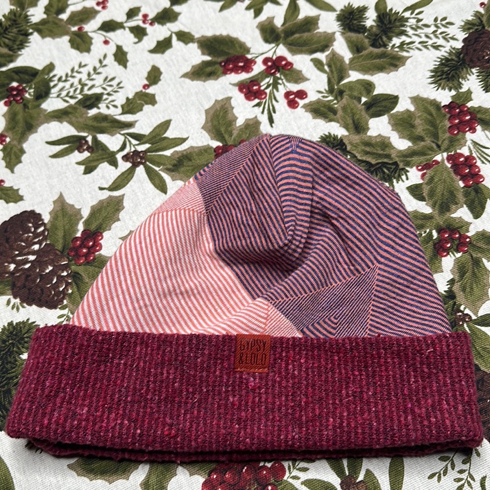 GYPSY & LOLO beanie ♻️ cotton/polyester blend knit ruby cuff soft top stripe M/L